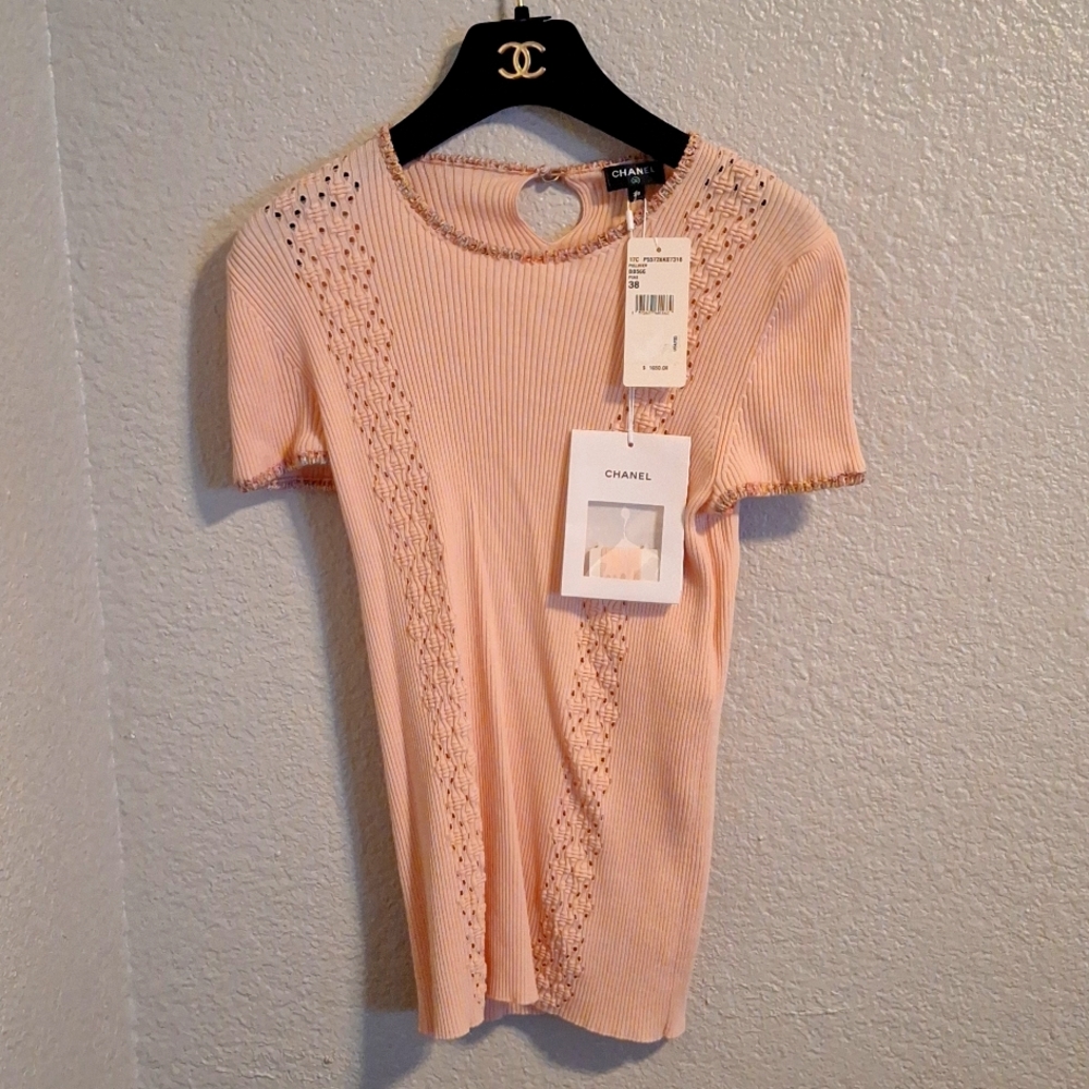 Chanel pink pull over rare find size 38 brand new